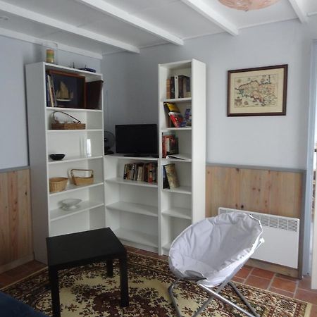 Les Ecuries Du Prechard Vila La Chapelle-Chaussée Quarto foto