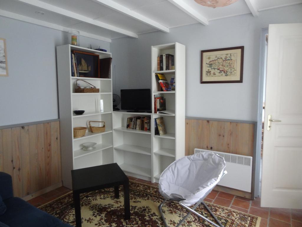 Les Ecuries Du Prechard Vila La Chapelle-Chaussée Quarto foto